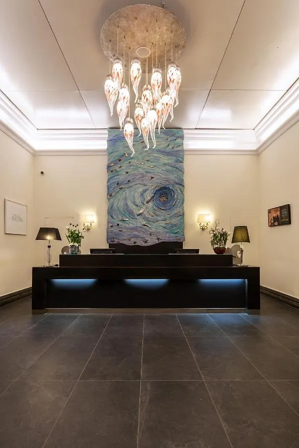 Отель Palazzo Caracciolo Неаполь