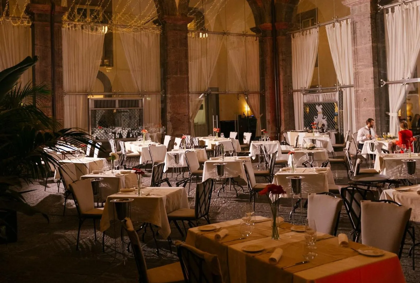 Отель Palazzo Caracciolo Неаполь