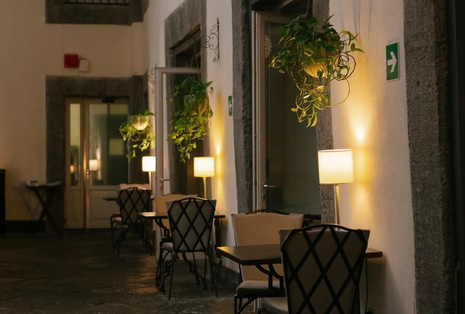 Отель Palazzo Caracciolo Неаполь