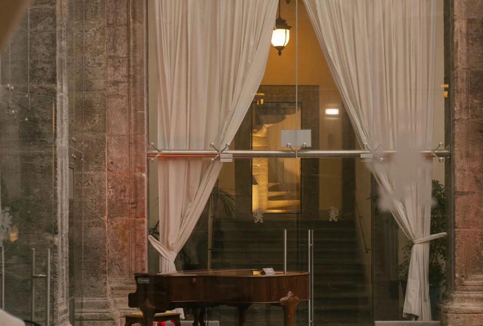 Отель Palazzo Caracciolo Неаполь 4*,
